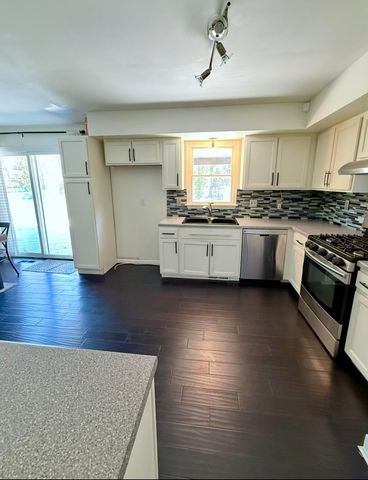 2244 Coldspring Road, Crown Point, IN 46307