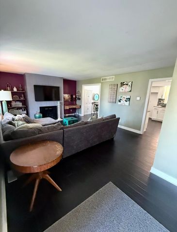 2244 Coldspring Road, Crown Point, IN 46307