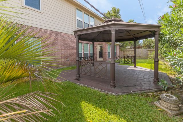 18611 Polo Meadow Drive, Humble, TX 77346