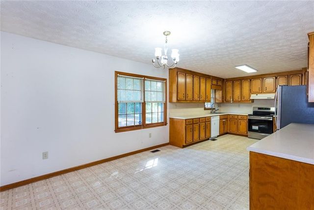 60 Knights Circle, Covington, GA 30016