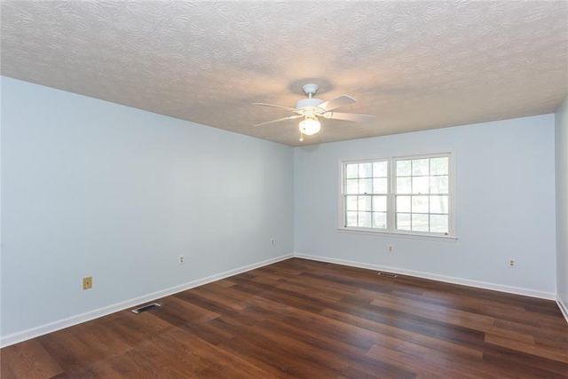 60 Knights Circle, Covington, GA 30016