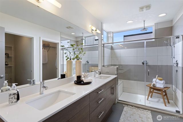 3029 Beacon Avenue S, Seattle, WA 98144