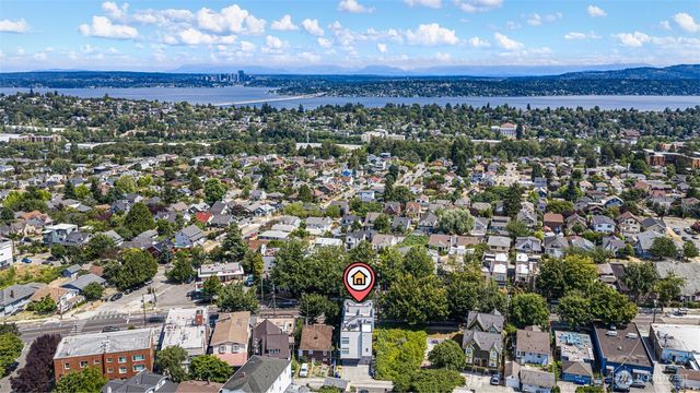 3029 Beacon Avenue S, Seattle, WA 98144