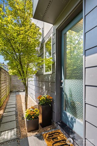 3029 Beacon Avenue S, Seattle, WA 98144
