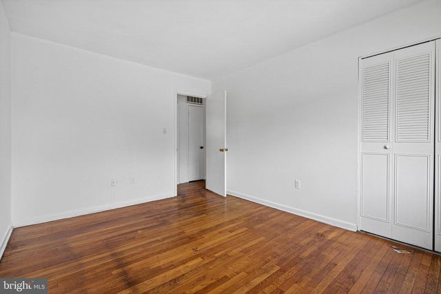 304 CEDARLEAF AVE, Capitol Heights, MD 20743