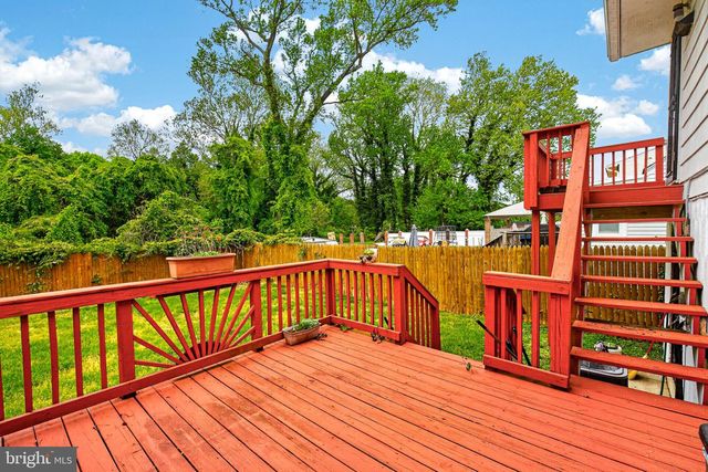 304 CEDARLEAF AVE, Capitol Heights, MD 20743