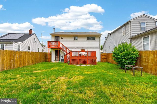 304 CEDARLEAF AVE, Capitol Heights, MD 20743