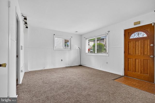 304 CEDARLEAF AVE, Capitol Heights, MD 20743