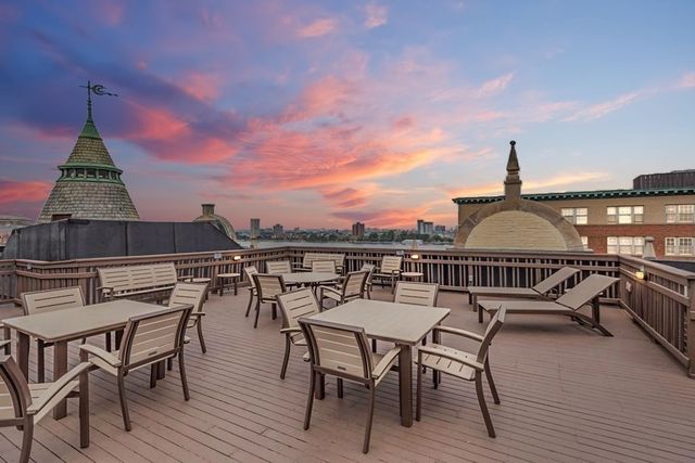 4 Charlesgate E 201, Boston, MA 02215