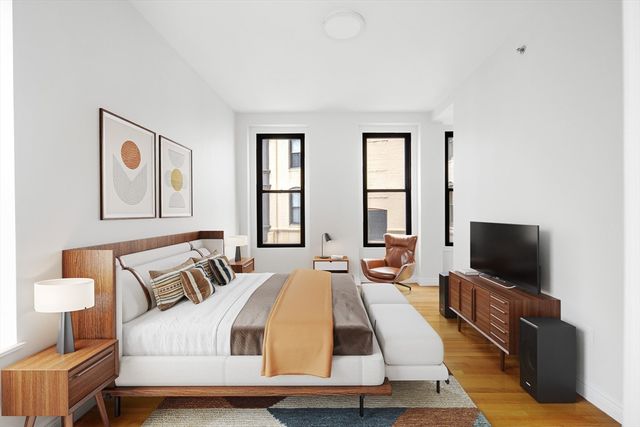 4 Charlesgate E 201, Boston, MA 02215