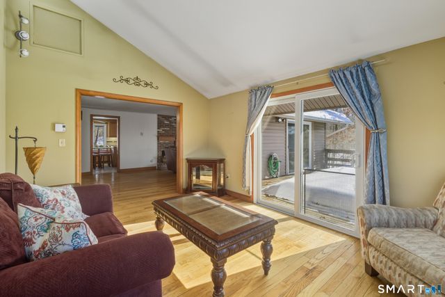 16 Merrywood Lane, East Lyme, CT 06333