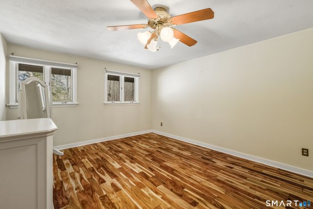 16 Merrywood Lane, East Lyme, CT 06333