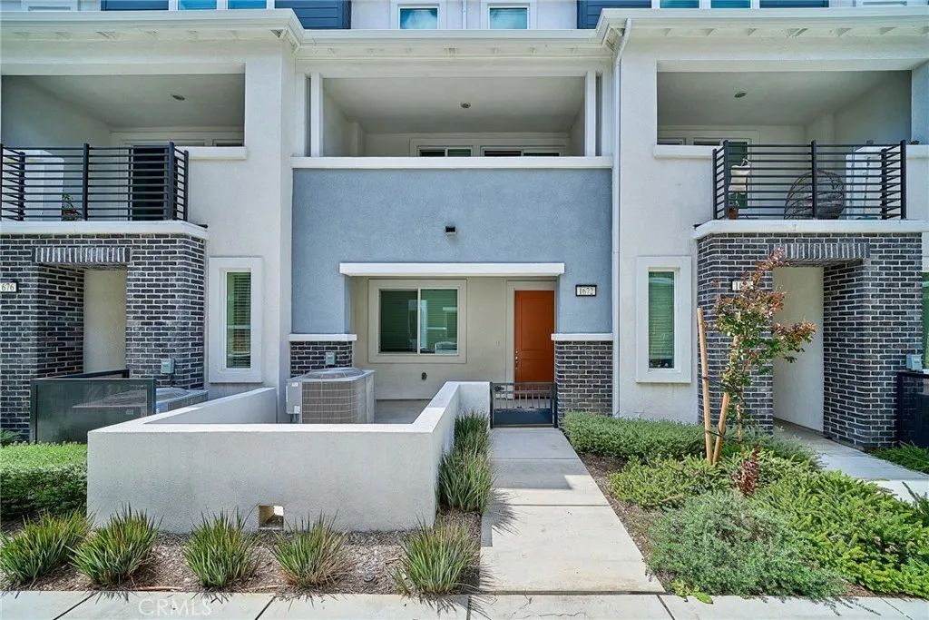 1672 Cayton, West Covina, CA 91790