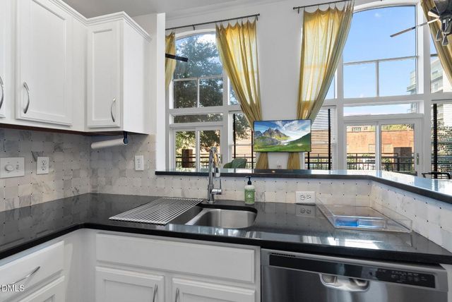 200 S Dawson Street 111, Raleigh, NC 27601