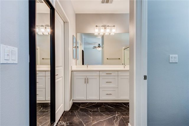 625 Savi Drive 102, Corona, CA 92878
