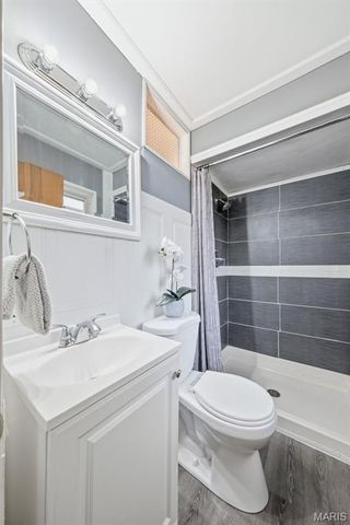 2100 Argo Drive, Florissant, MO 63031