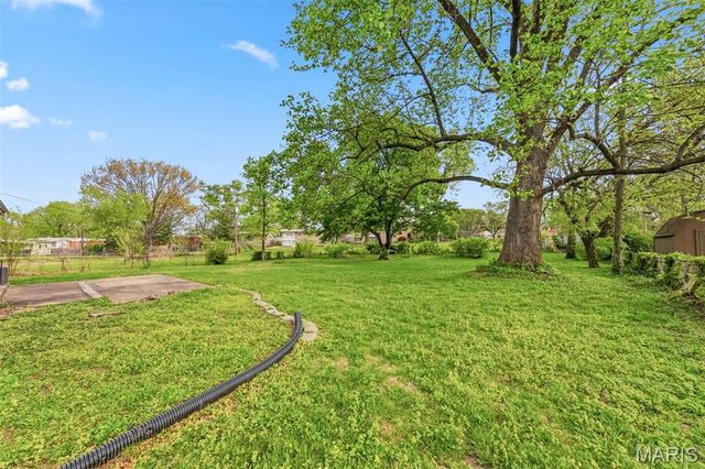 2100 Argo Drive, Florissant, MO 63031