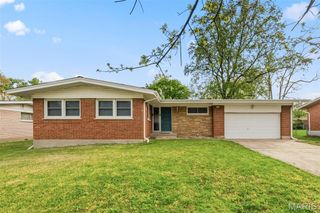2100 Argo Drive, Florissant, MO 63031