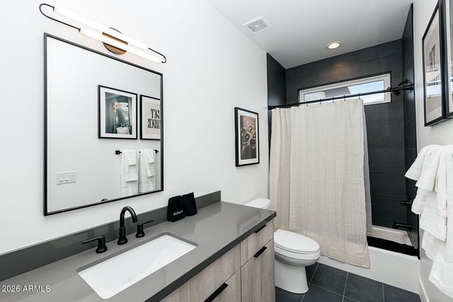 6547 E 2ND Street, Scottsdale, AZ 85251