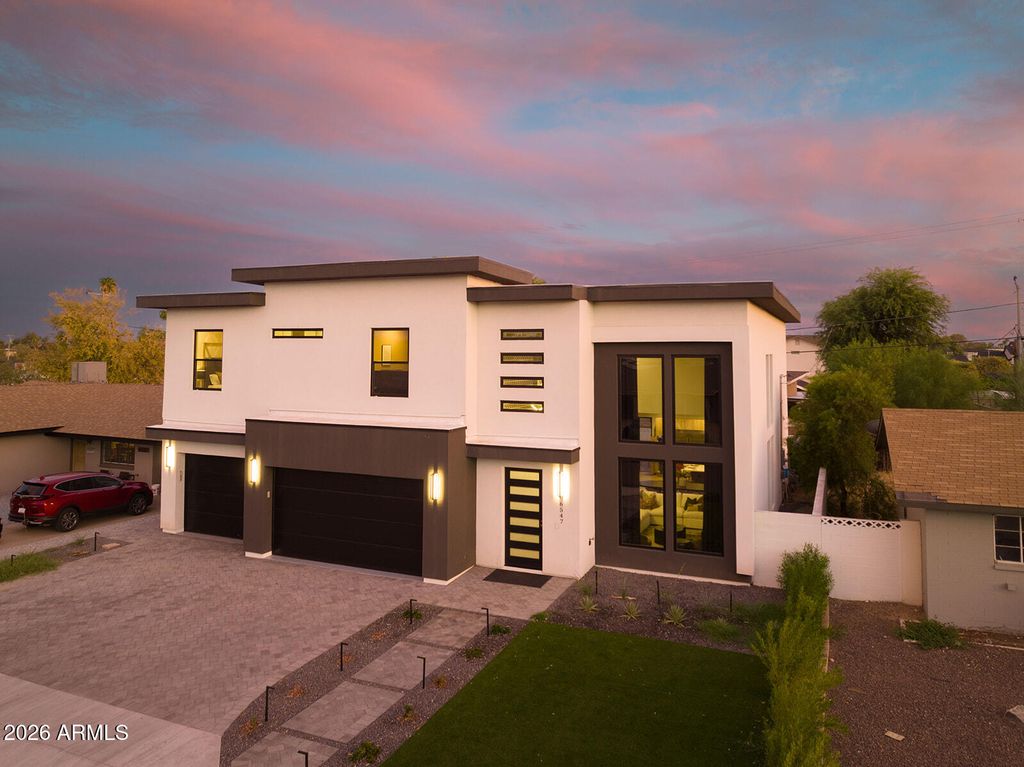 6547 E 2ND Street, Scottsdale, AZ 85251 — photo 2