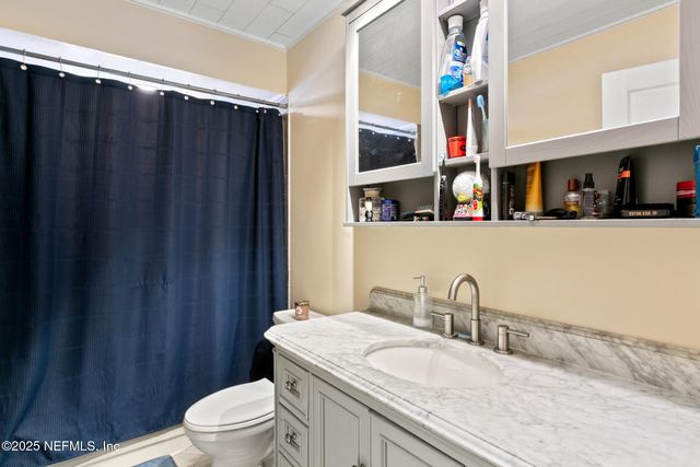 8457 SUGARTREE Drive, Jacksonville, FL 32244