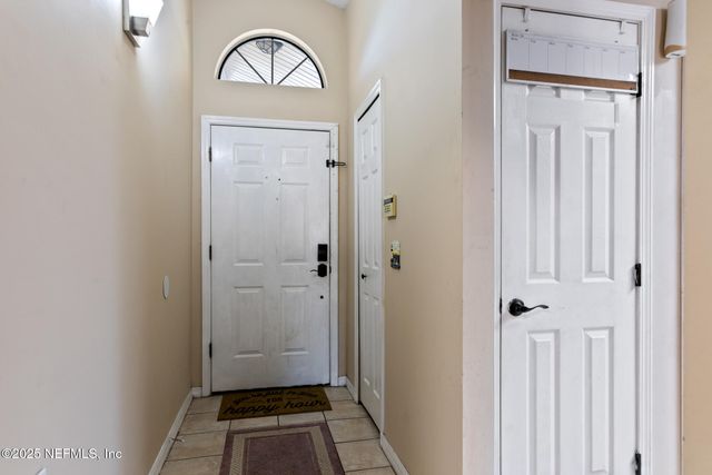 8457 SUGARTREE Drive, Jacksonville, FL 32244