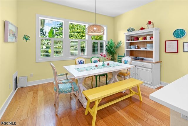 1530 Poinciana AVE, Fort Myers, FL 33901