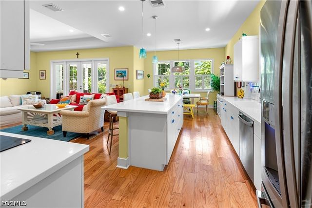1530 Poinciana AVE, Fort Myers, FL 33901