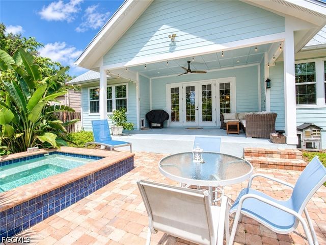 1530 Poinciana AVE, Fort Myers, FL 33901