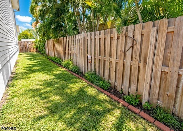 1530 Poinciana AVE, Fort Myers, FL 33901