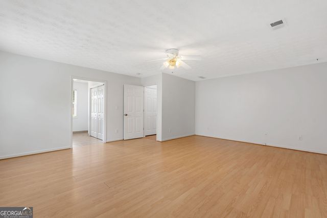 26 Ann Circle SE, Cartersville, GA 30121