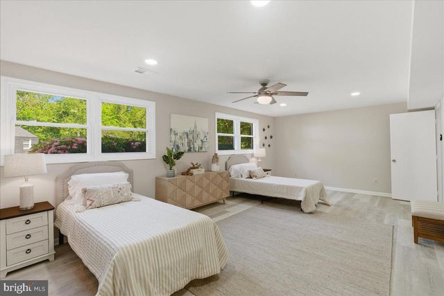 15700 BRANDYWINE, Dumfries, VA 22025