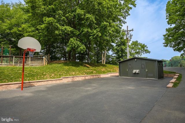 15700 BRANDYWINE, Dumfries, VA 22025