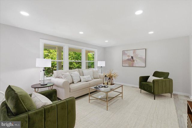 15700 BRANDYWINE, Dumfries, VA 22025