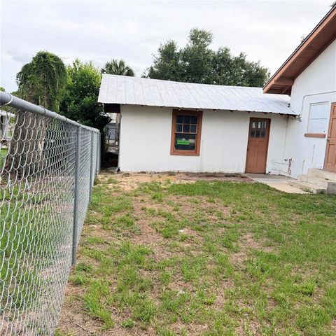 107 S 1ST STREET, Haines City, FL 33844