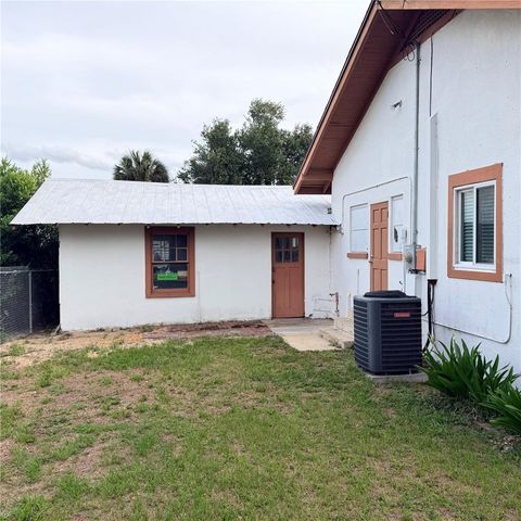 107 S 1ST STREET, Haines City, FL 33844