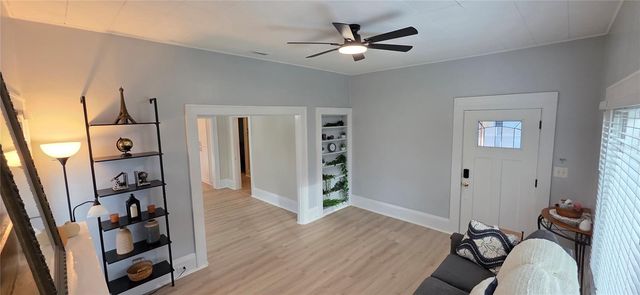 107 S 1ST STREET, Haines City, FL 33844