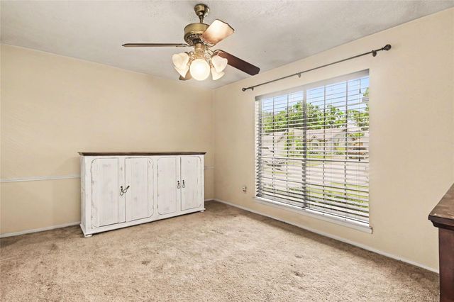 8518 Ashwyne Lane, La Porte, TX 77571