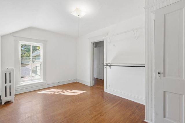 1152 Ross Avenue, Saint Paul, MN 55106