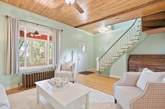 1152 Ross Avenue, Saint Paul, MN 55106