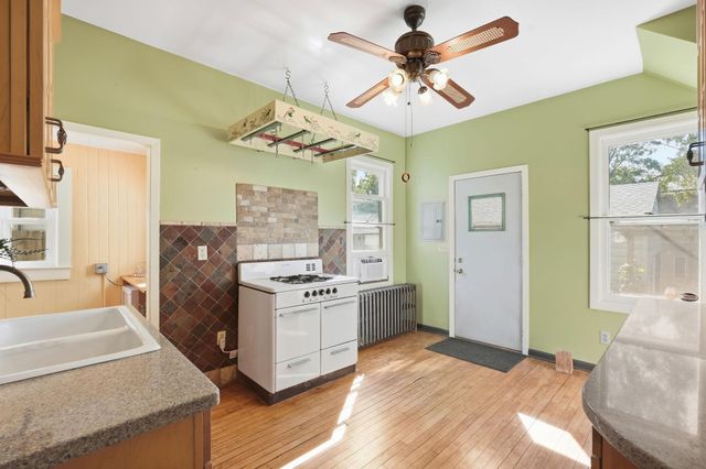 1152 Ross Avenue, Saint Paul, MN 55106