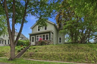 1152 Ross Avenue, Saint Paul, MN 55106
