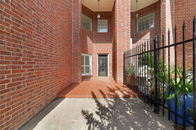 1408 S Friendswood Drive 804, Friendswood, TX 77546