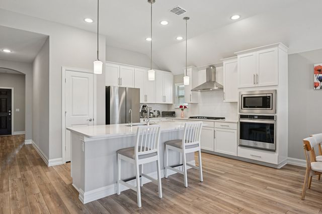 1521 Quentin Drive, Aubrey, TX 76227