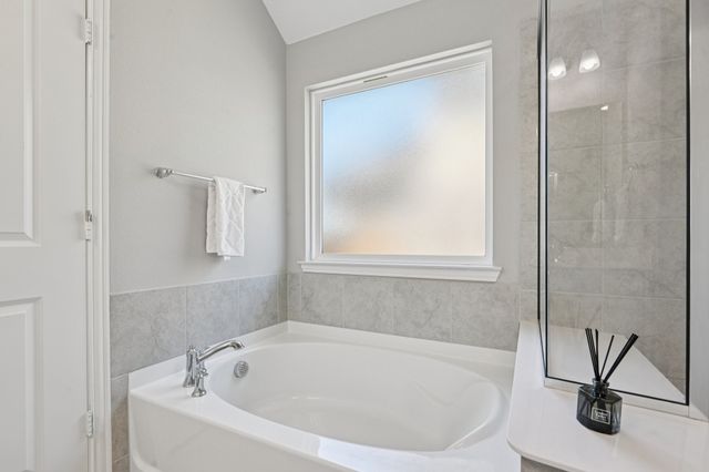 1521 Quentin Drive, Aubrey, TX 76227