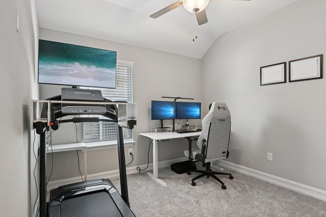 1521 Quentin Drive, Aubrey, TX 76227