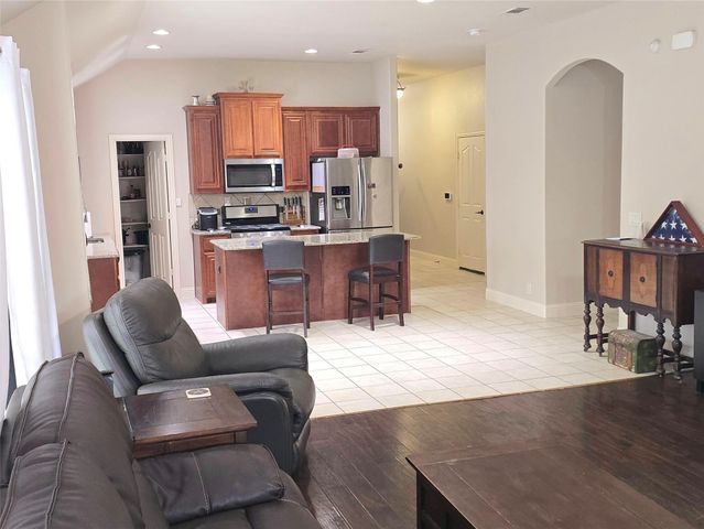 312 Salisbury Drive, Anna, TX 75409