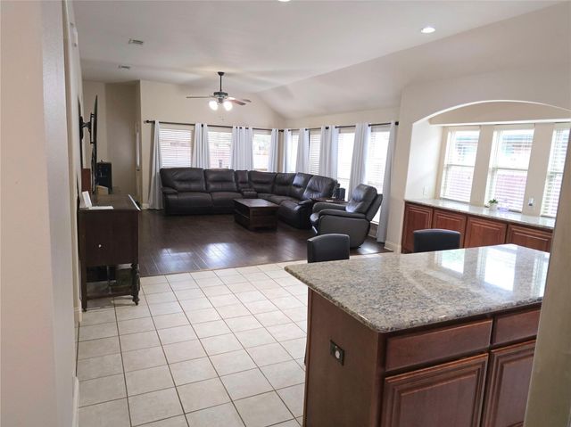 312 Salisbury Drive, Anna, TX 75409