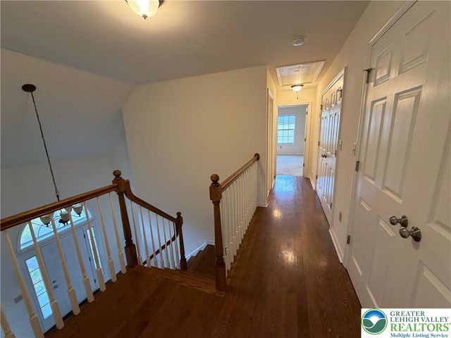 106 Hilda Court, Smithfield Twp, PA 18301