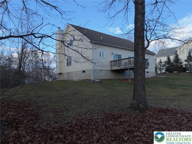 106 Hilda Court, Smithfield Twp, PA 18301